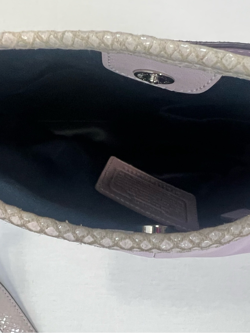 Coach F16533 Penelope Lavender Leather Turnlock Crossbody Hippie Bag - Picture 6 of 15